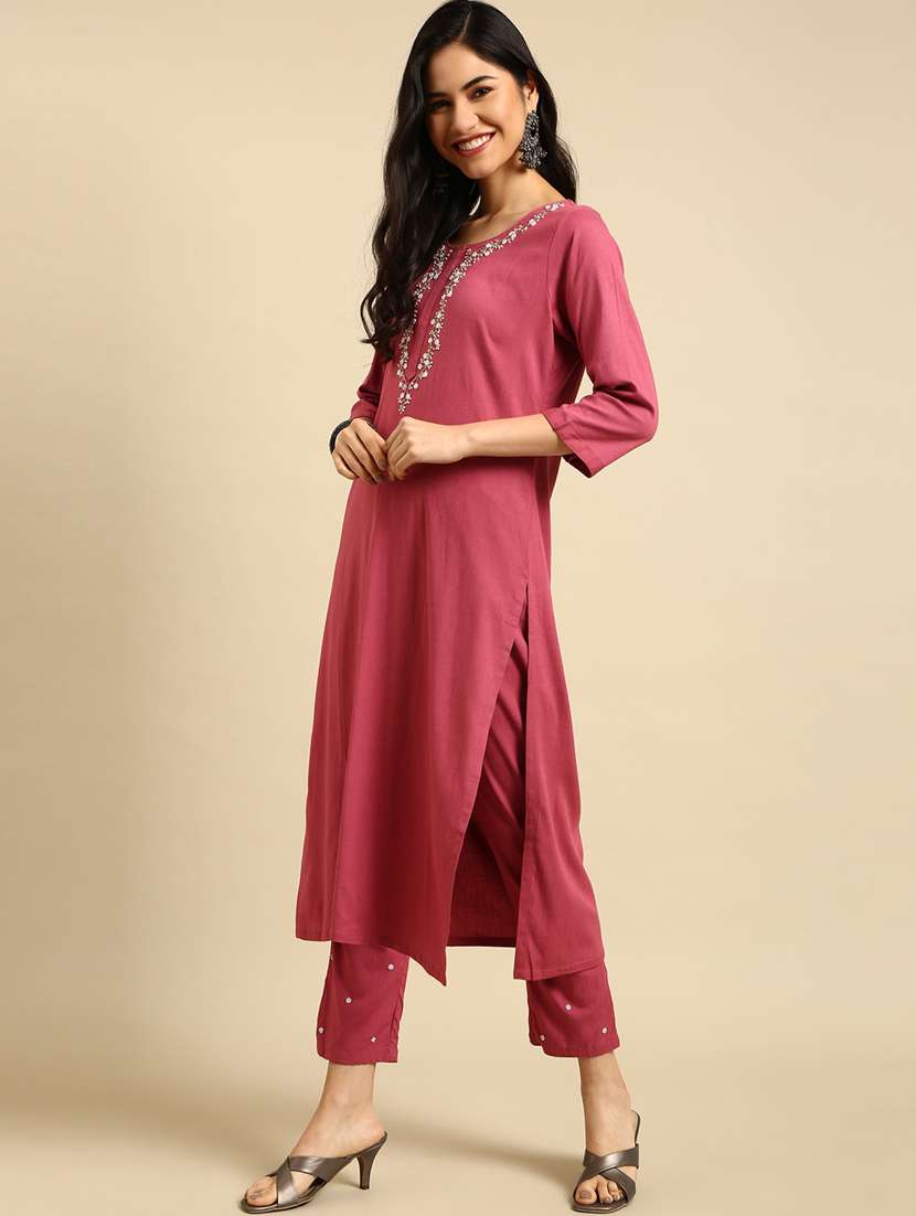 embellished kurta pant set