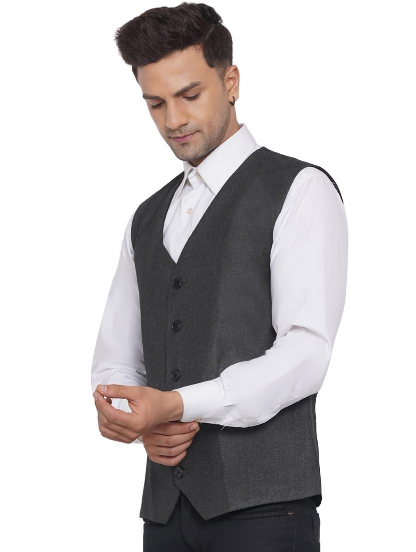 overlapping neck nehru jacket - 18532904 - Standard Image - 2