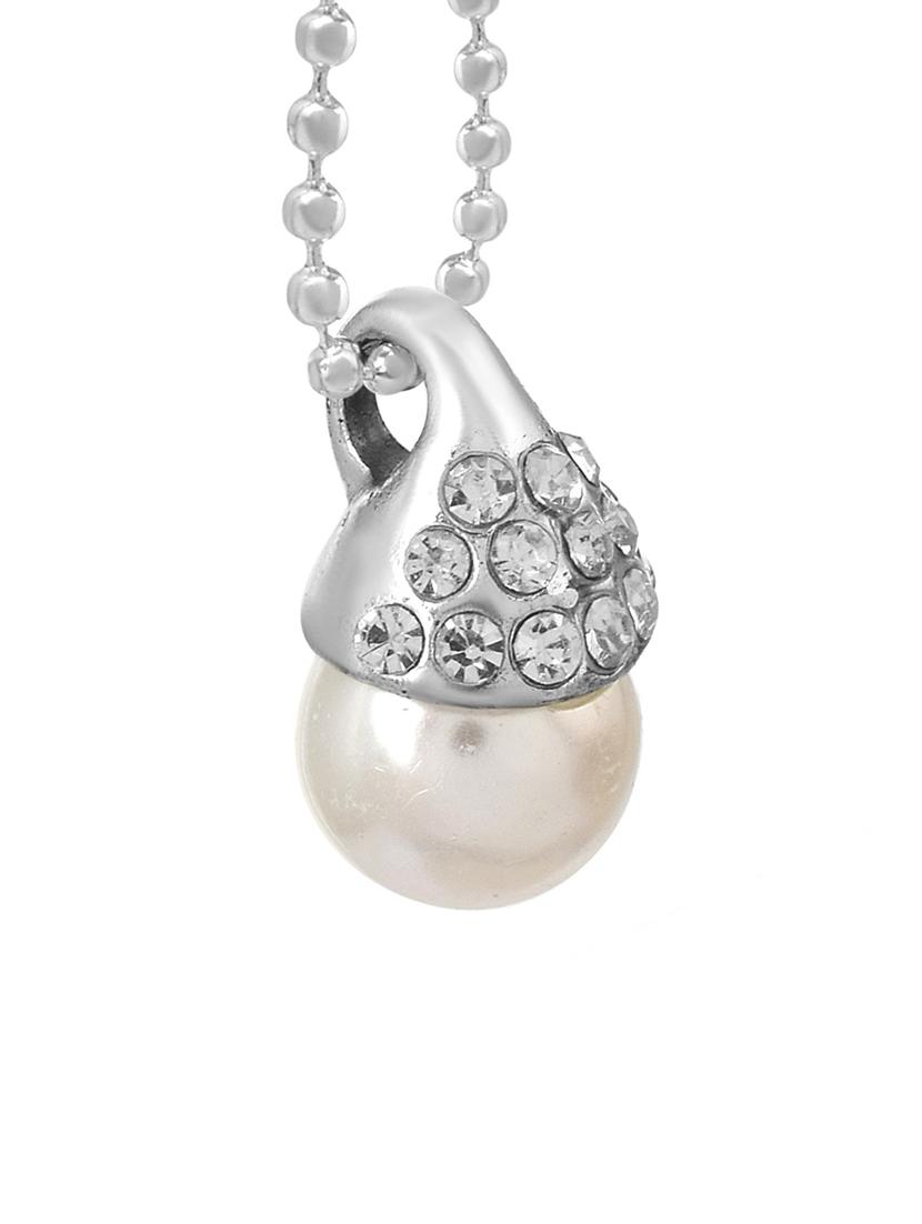 silver metal pendant - 18535873 - Standard Image - 2