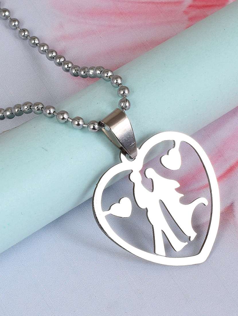  couple in heart shape love chain pendant 