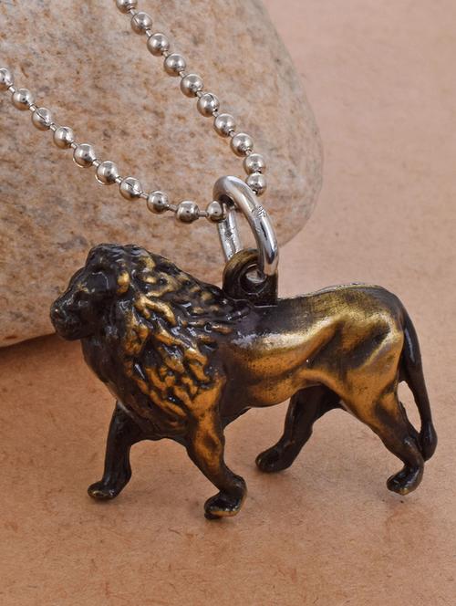 gold plated pendant - 18536441 -  Standard Image - 0