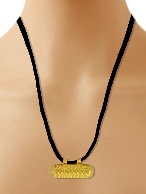 gold plated pendant - 18536543 - Standard Image - 2