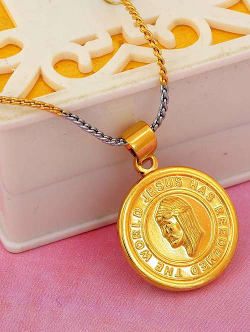 gold plated pendant - 18536744 -  Standard Image - 0