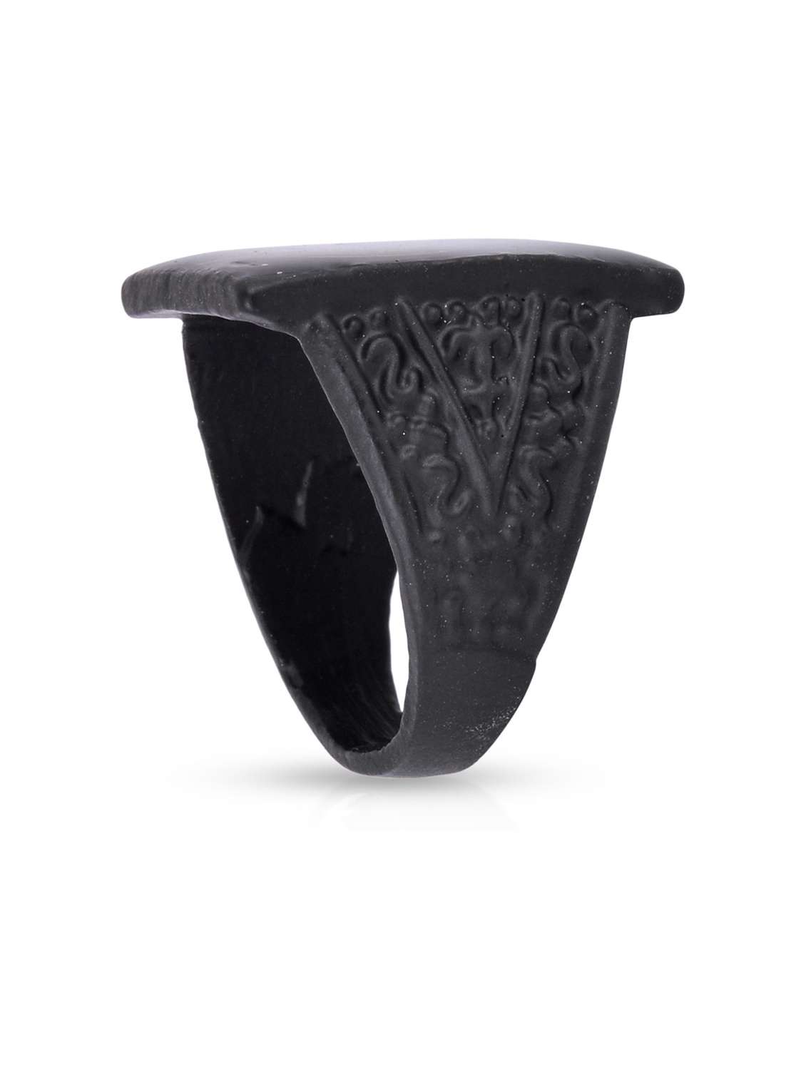black brass finger  ring - 18536896 -  Standard Image - 2