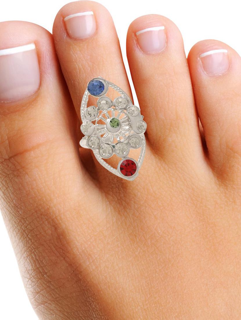 silver brass finger ring - 18536912 - Standard Image - 2