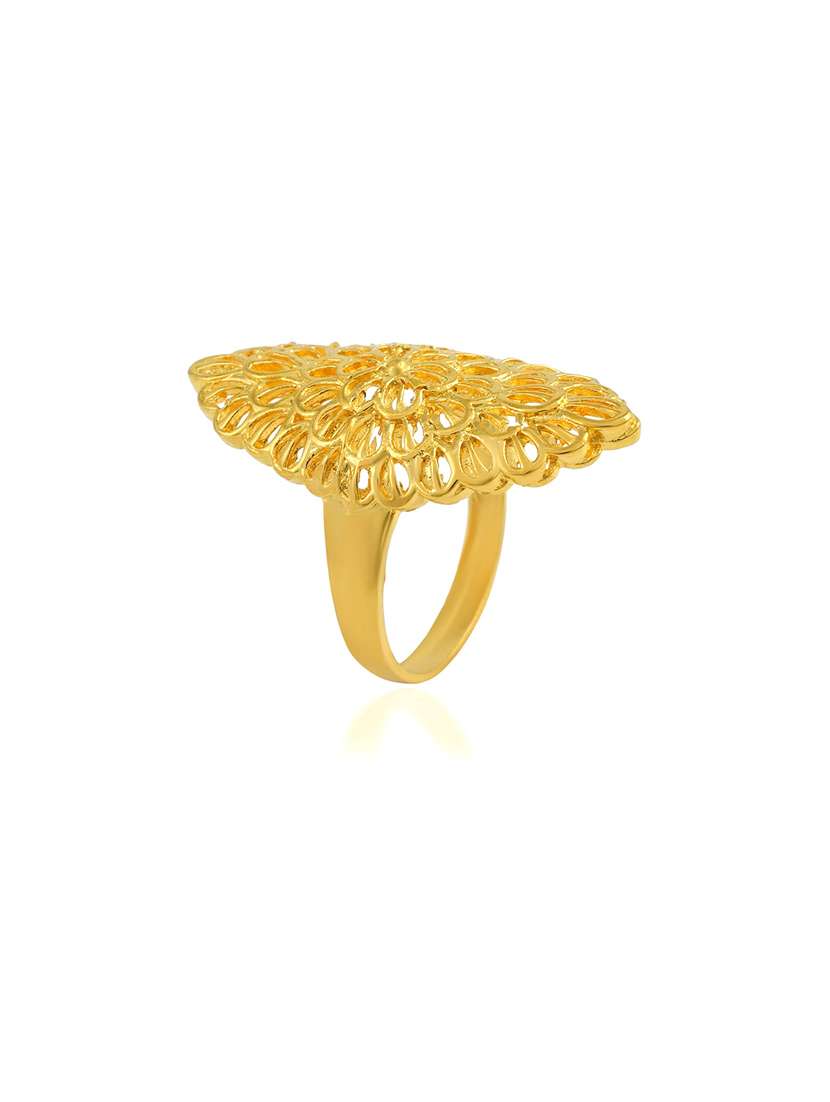 gold plated finger ring - 18537014 -  Standard Image - 2