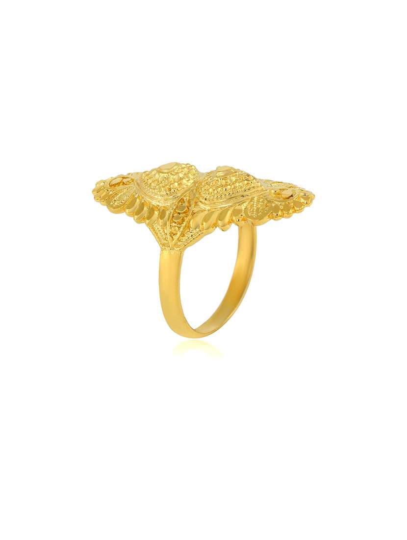 gold plated finger ring - 18537044 -  Standard Image - 2