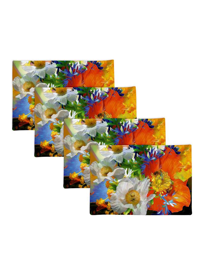 set of printed dining table placemats