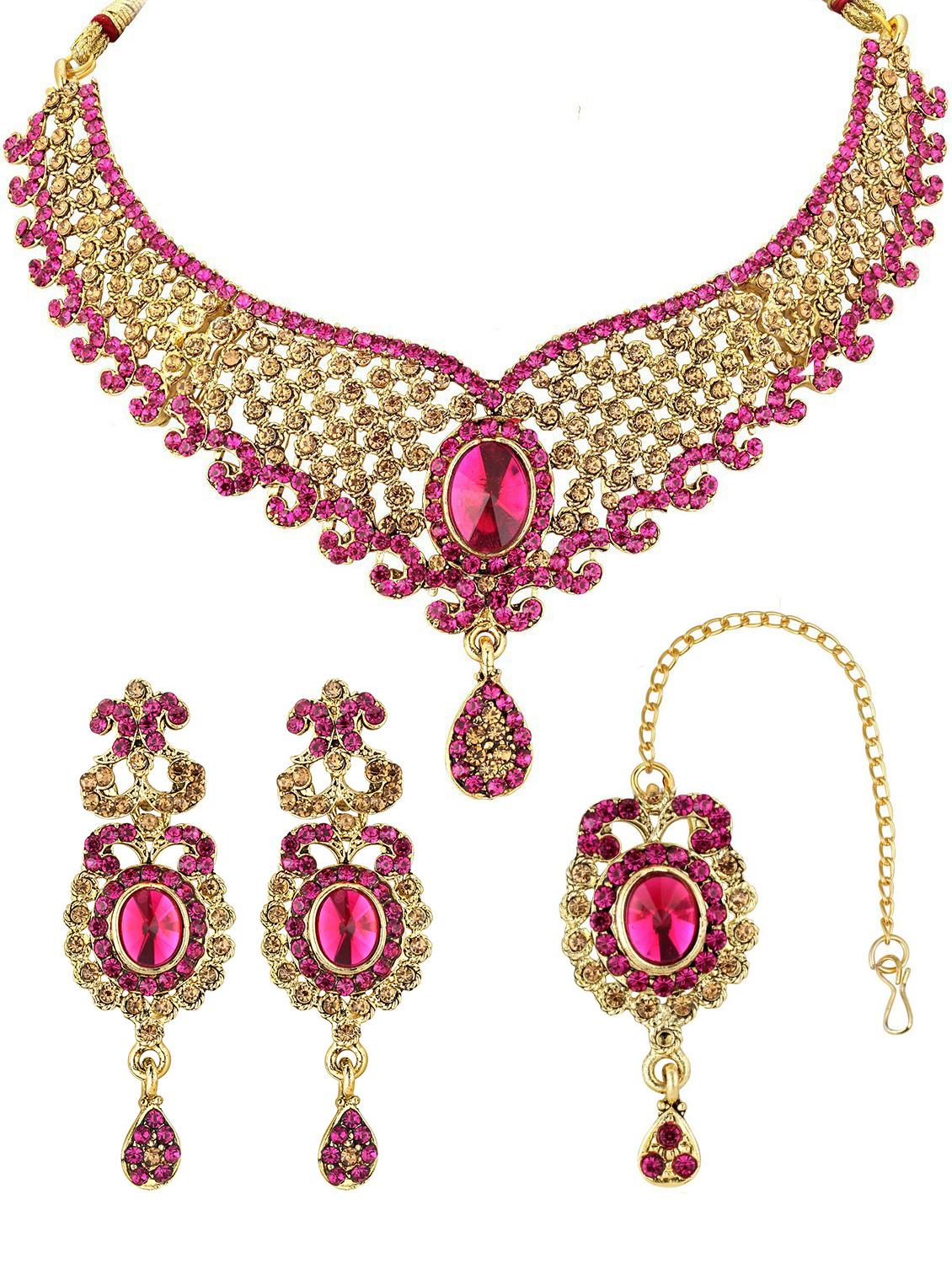 gold plated necklace with earrings - 18566706 - Zoom Image - 0