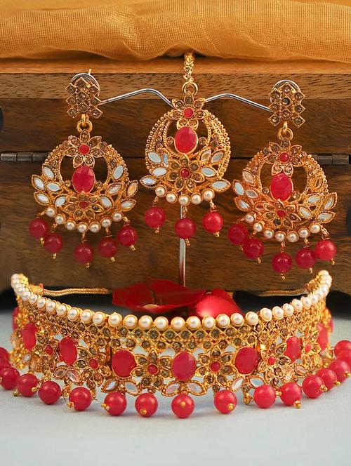gold plated necklace set - 18566777 -  Standard Image - 0