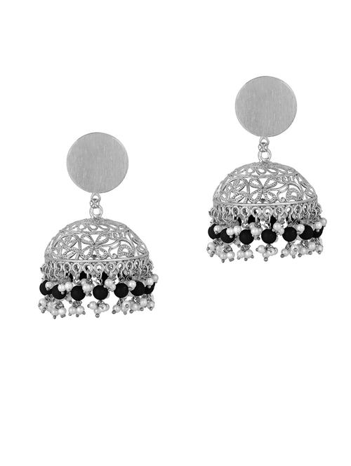 silver plated earring - 18567134 -  Standard Image - 0