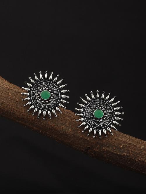 silver plated earring - 18567183 -  Standard Image - 0