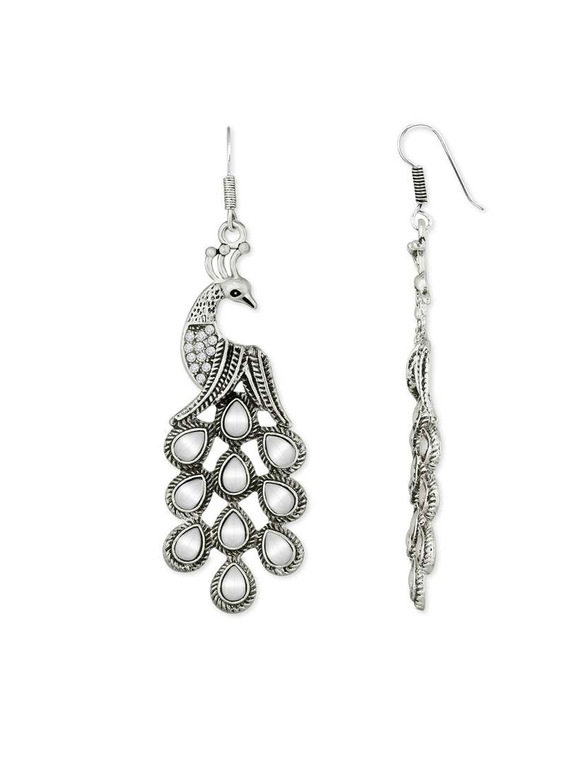 silver metal drop earring - 18567320 -  Standard Image - 2