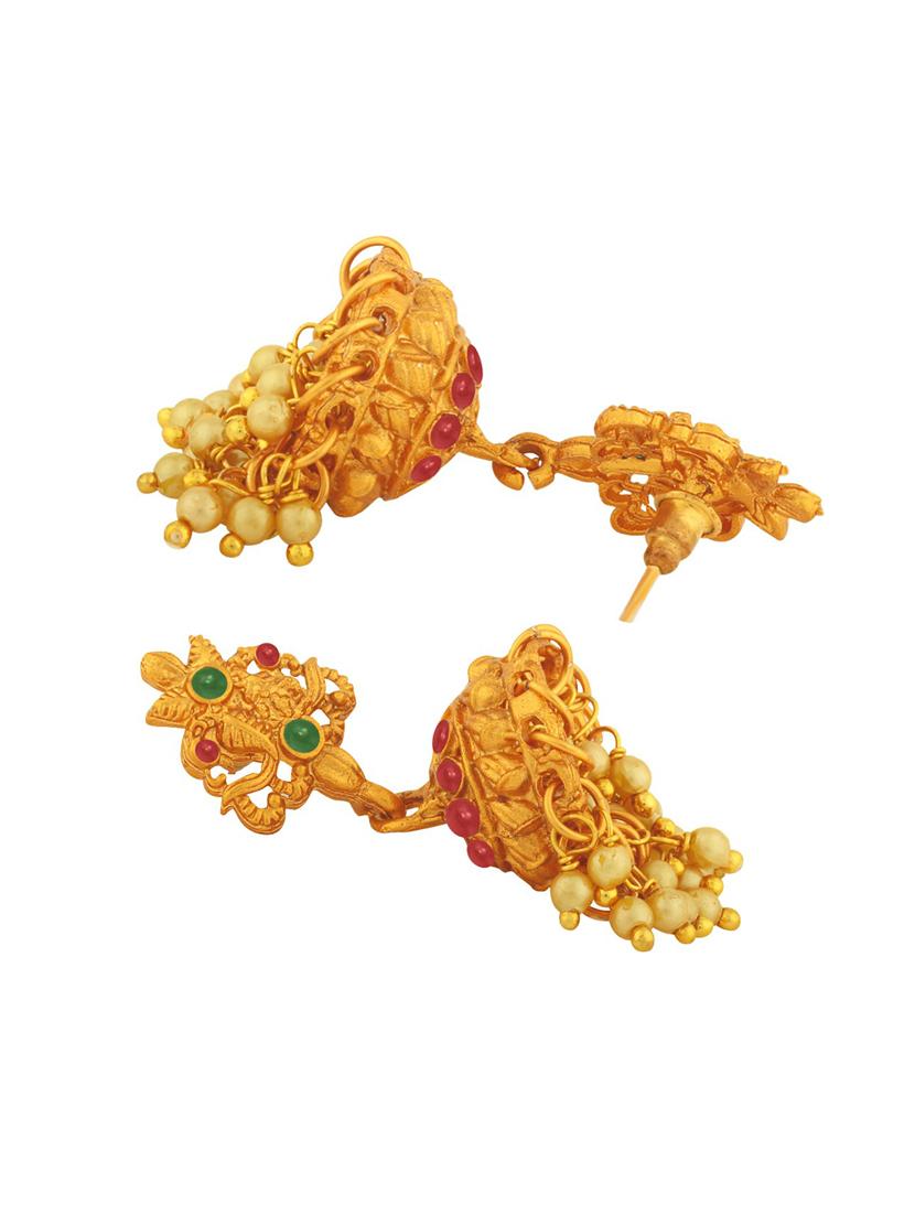gold metal set - 18567523 - Standard Image - 2