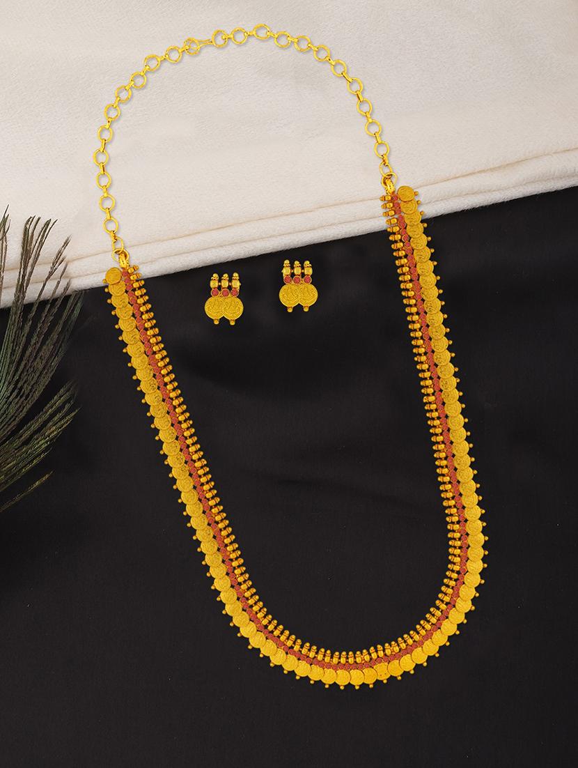 gold metal set - 18567530 - Zoom Image - 0