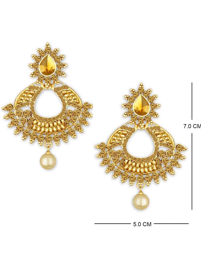 gold plated maangtikka and earring set  - 18567631 -  Standard Image - 2