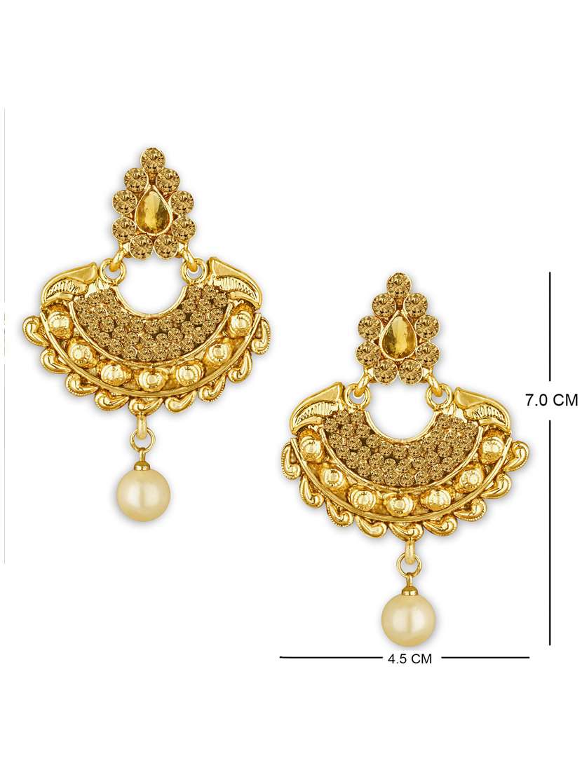 gold plated 1 maangtikka, 2 earring set - 18567633 - Standard Image - 2