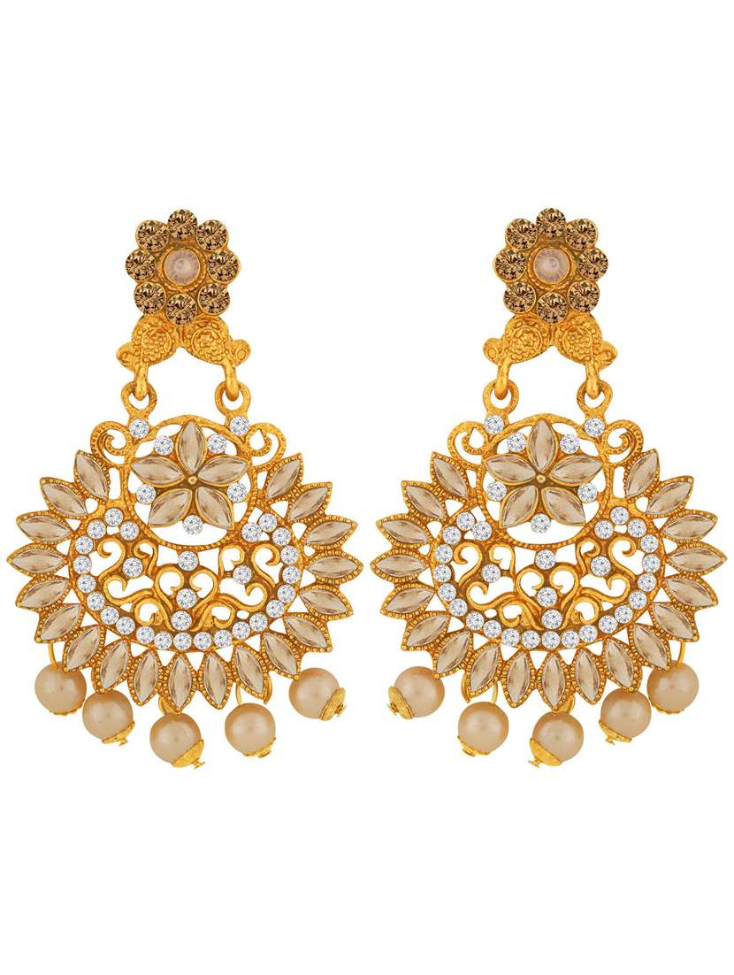 gold plated 1 maangtikka, 2 earring set  - 18567648 -  Standard Image - 2