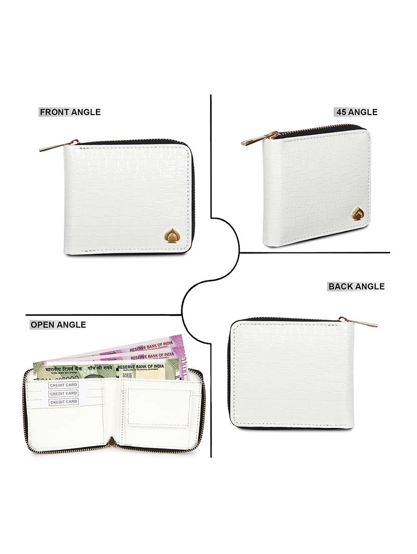 white textured wallet - 18570828 -  Standard Image - 2