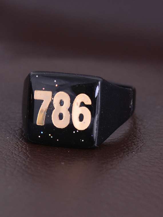 black brass finger  ring