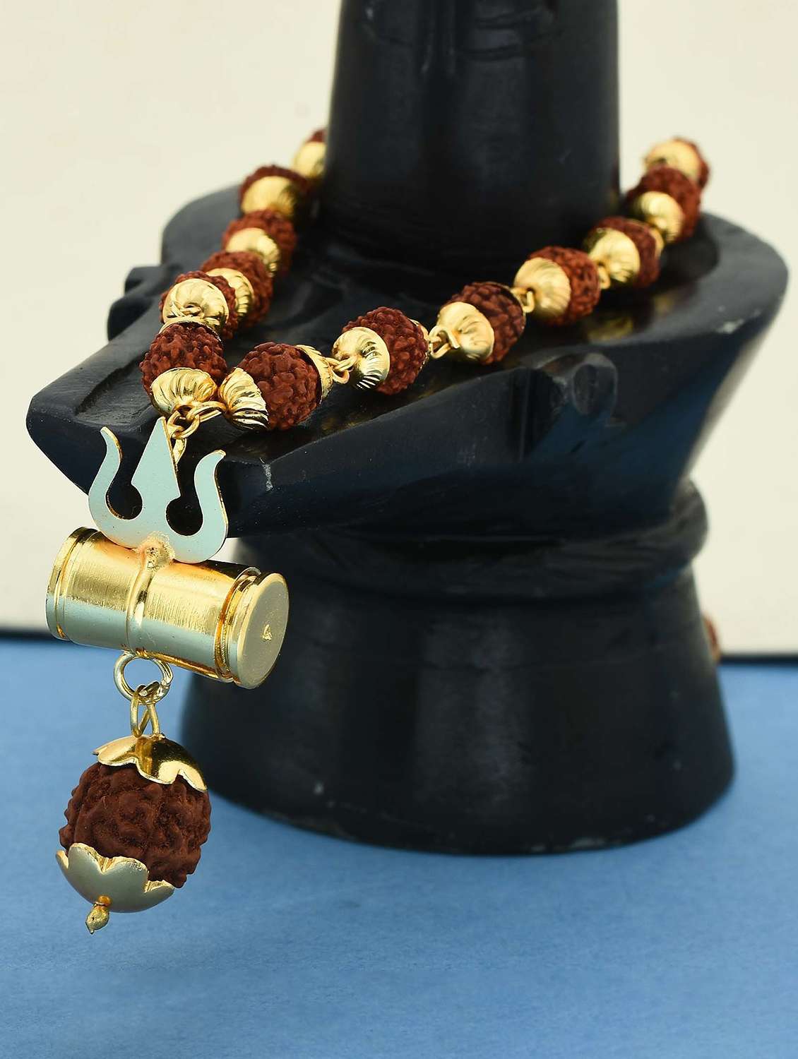 gold plated necklace chain - 18573526 - Zoom Image - 0