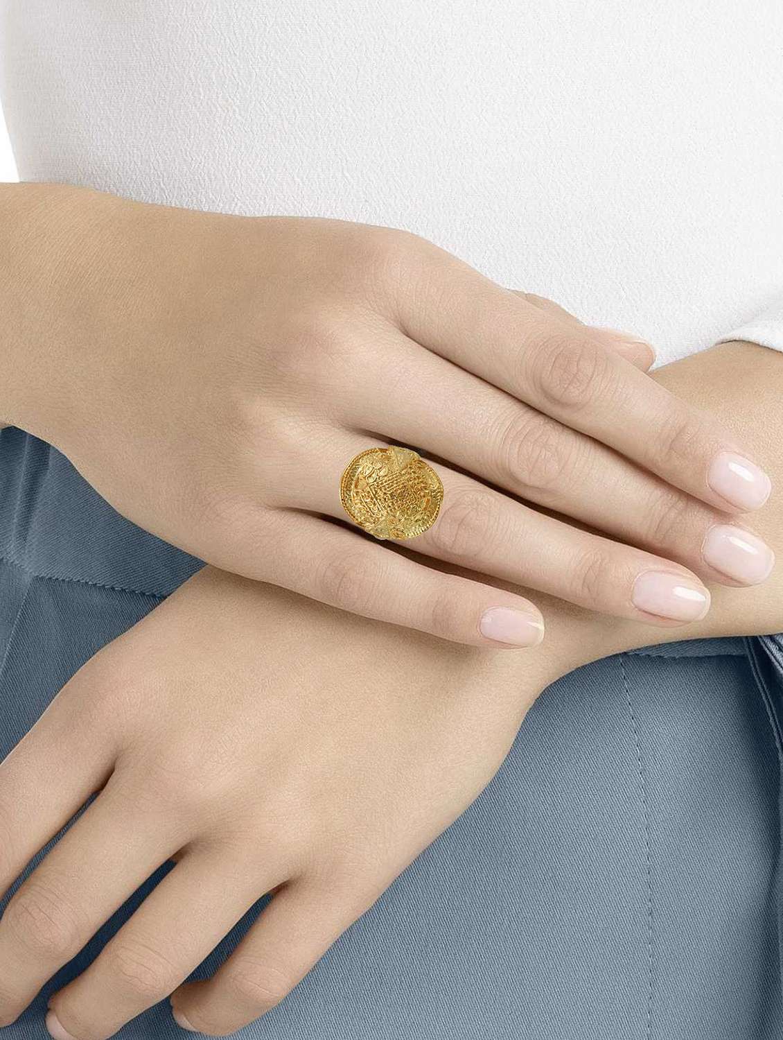 gold brass finger  ring - 18573866 -  Standard Image - 2