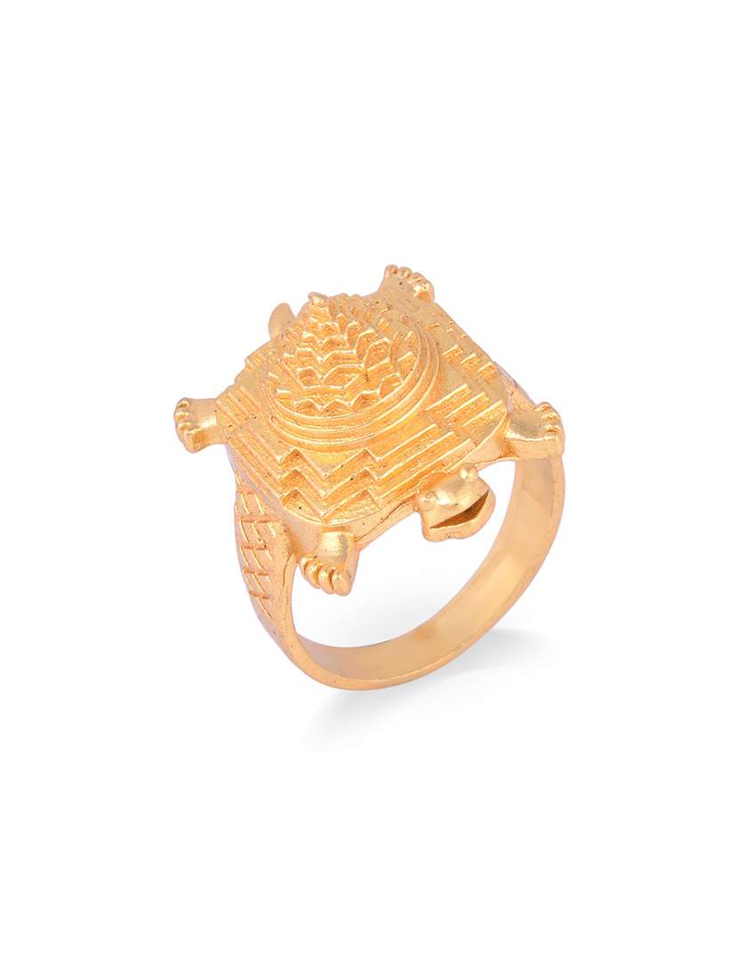 gold plated finger ring - 18573959 -  Standard Image - 2