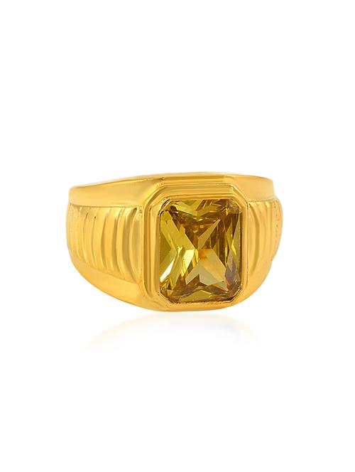 gold brass finger  ring - 18573996 -  Standard Image - 0