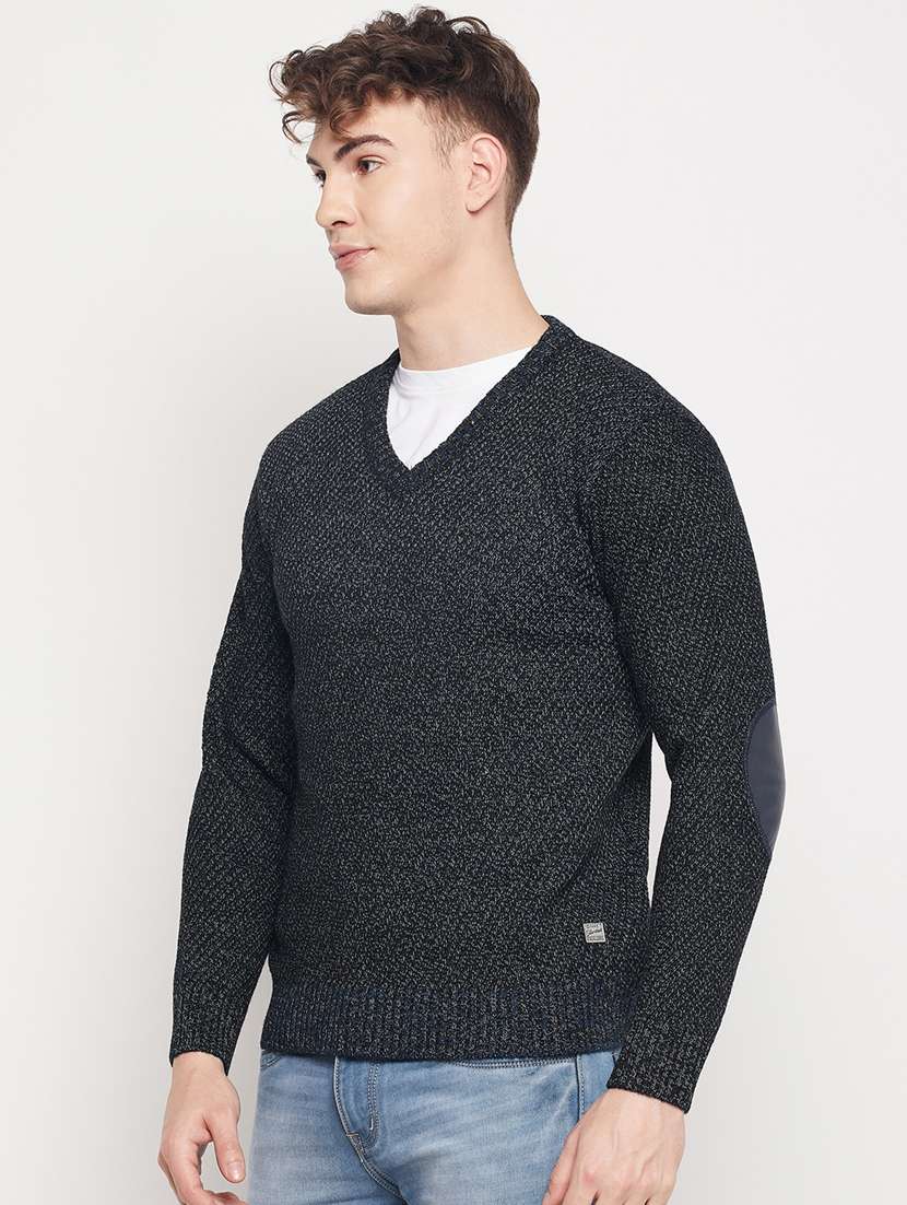 black self designed pullover - 18591564 -  Standard Image - 2