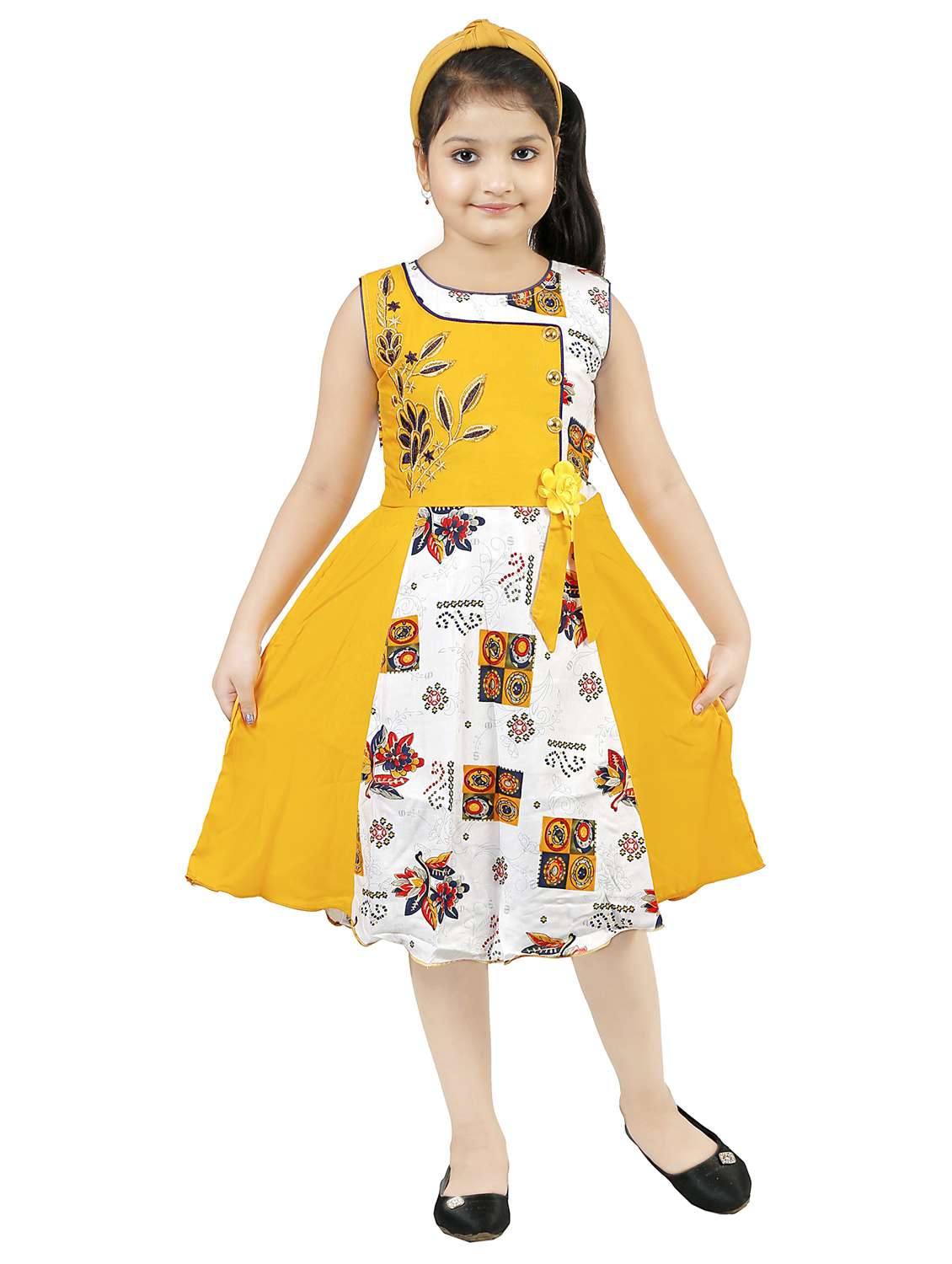 girls round neck sleeveless frock
