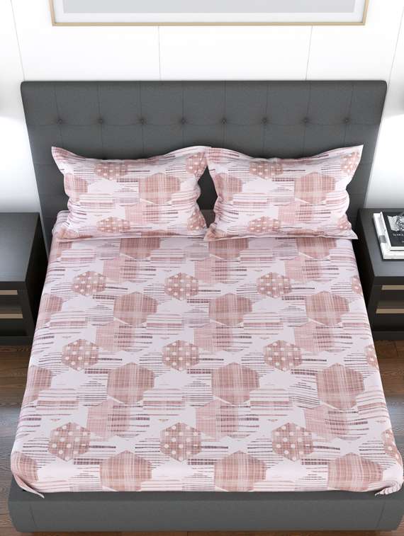 180 tc rich cotton flat bedsheet for king size bed with 2 pillow covers | 108x108 inch | design geometric | color - peach |