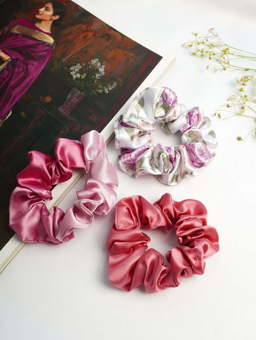 pack of 3 multicolored scrunchies 