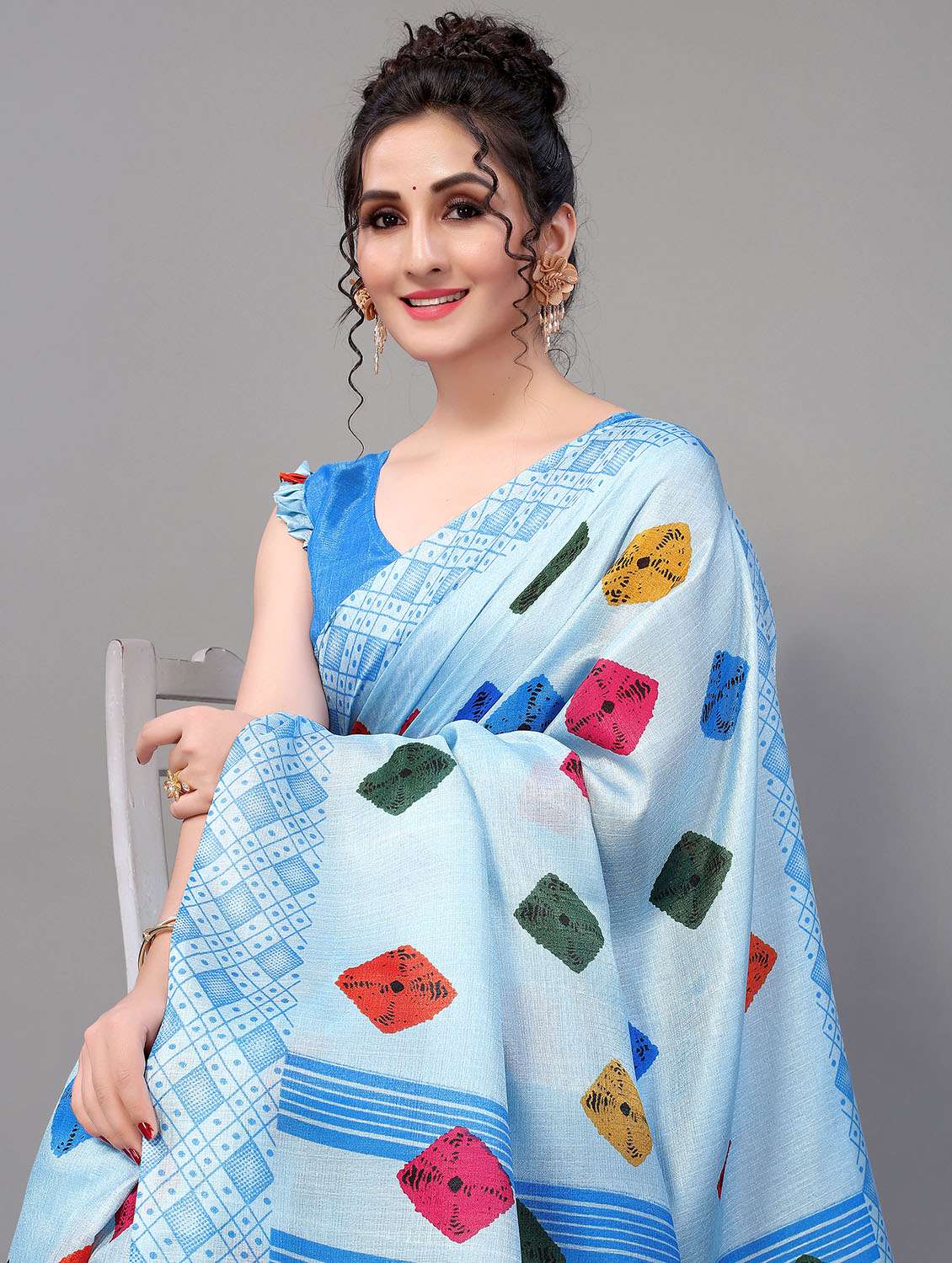 women's geometric light blue colored saree with blouse - 18627150 -  Standard Image - 2