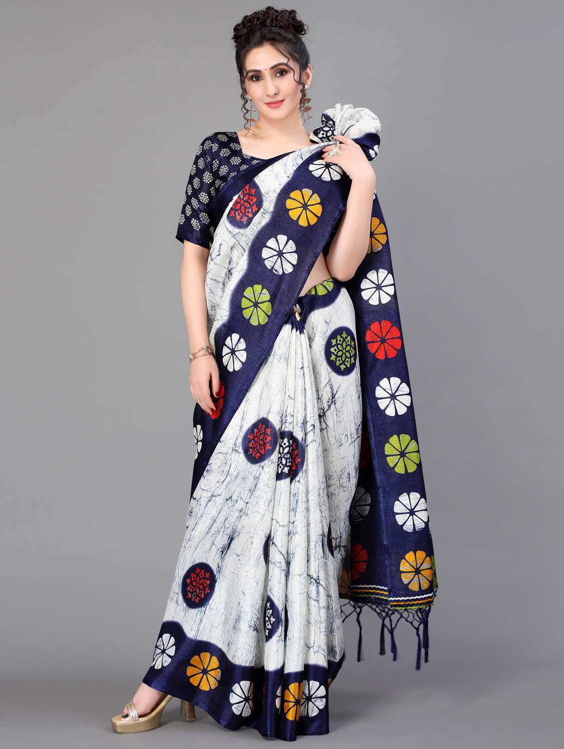 floral mysore silk saree with blouse - 18627322 - Standard Image - 2