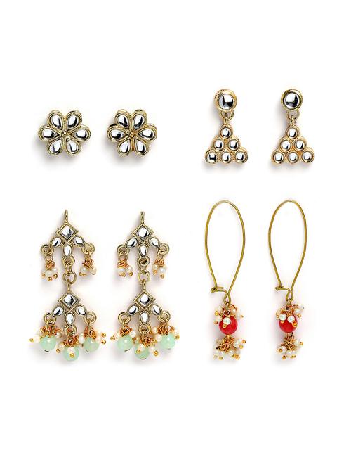 set of 4 gold plated earring - 18632976 -  Standard Image - 0