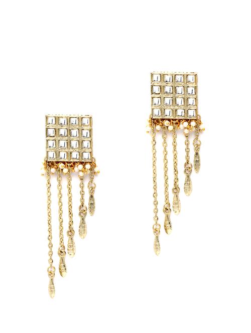 gold metal earring - 18633151 - Standard Image - 0