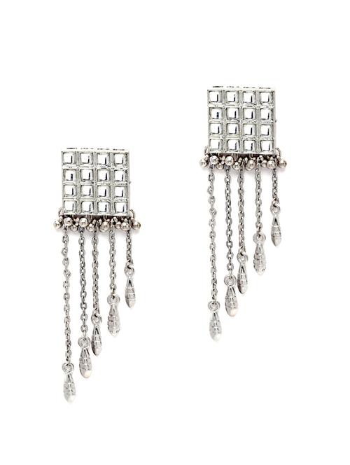 silver metal earring - 18633152 - Standard Image - 0
