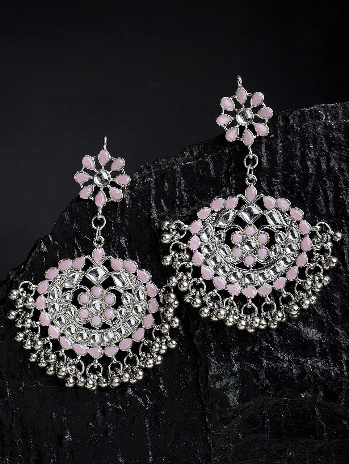 pink metal earring - 18633277 - Zoom Image - 0