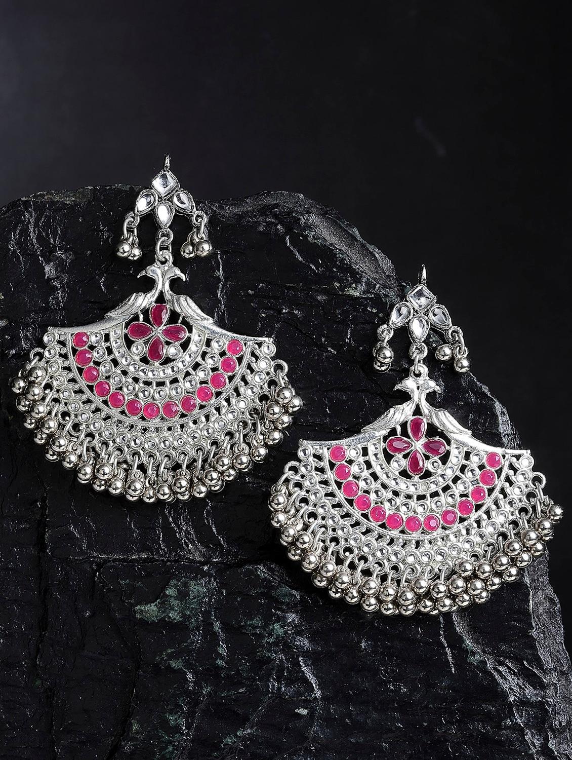 red metal earring - 18633279 -  Zoom Image - 0