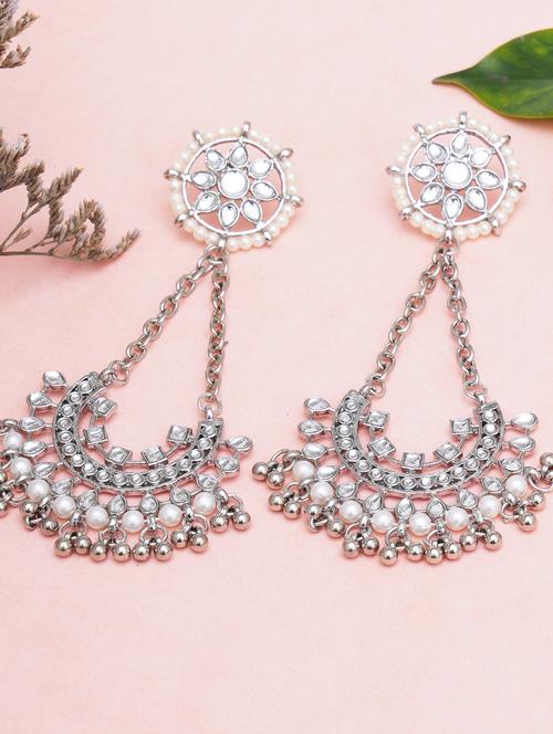 silver metal earring - 18633431 - Standard Image - 0