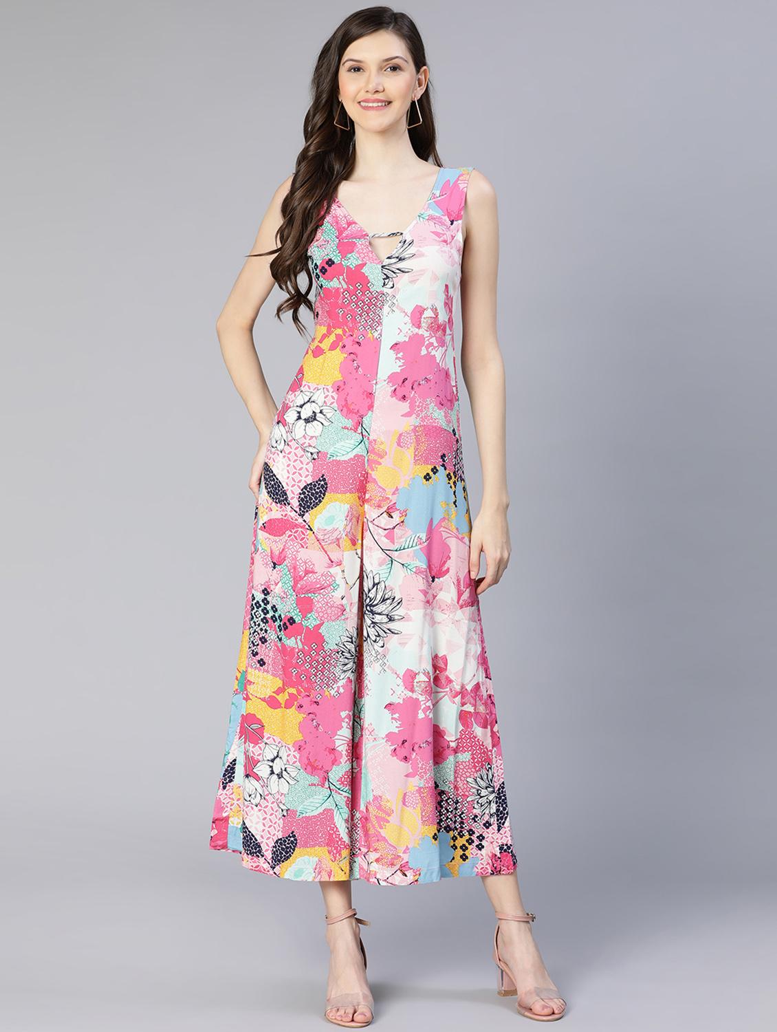 v-neck printed 3/4 jumpsuit - 18634464 - Standard Image - 2