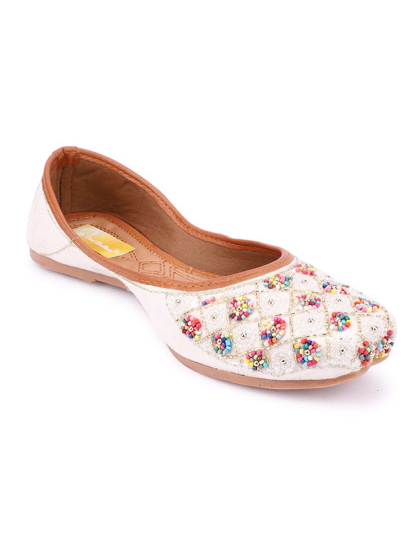 women embellished slip on mojaris