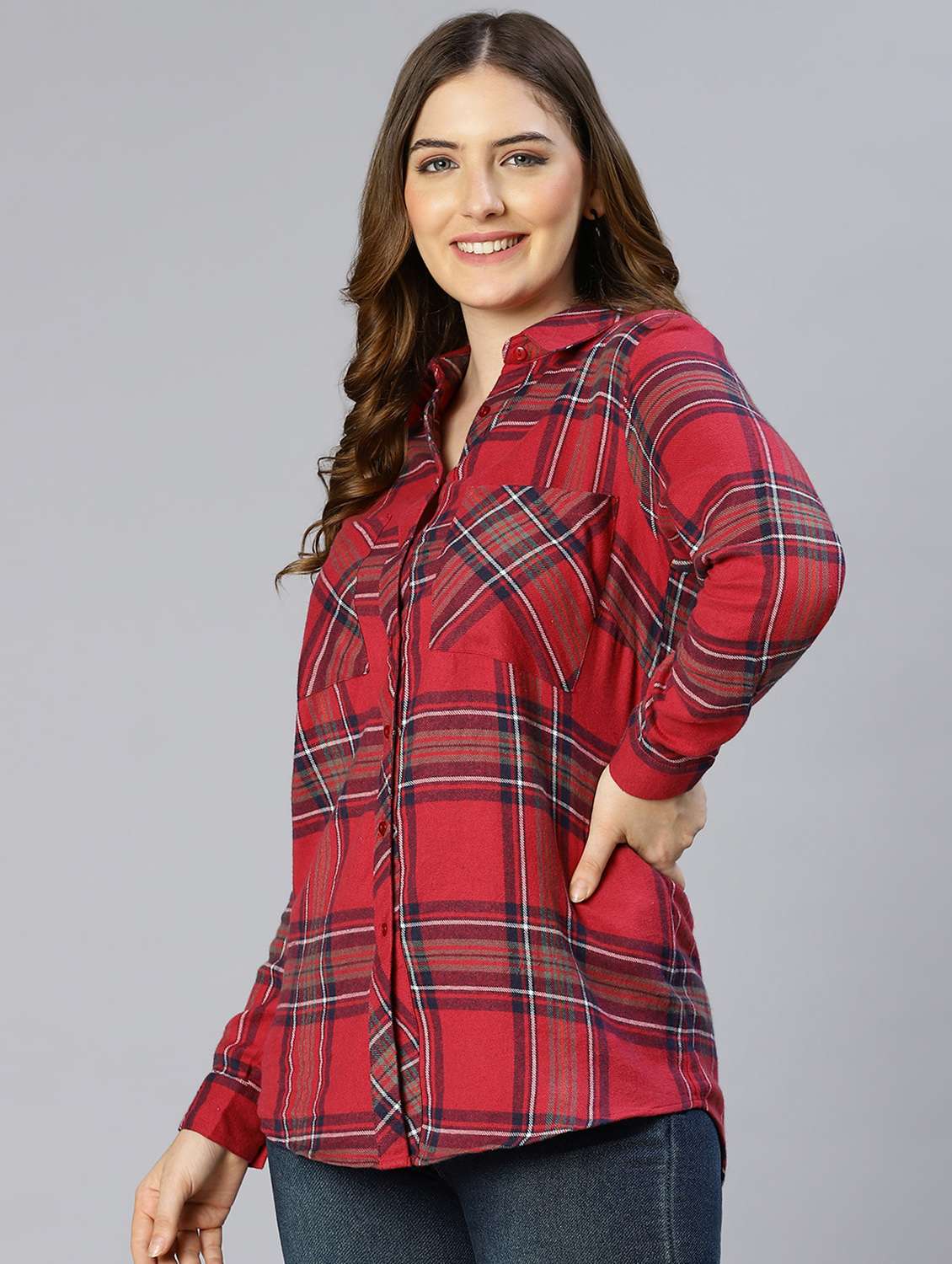 checkered regular shirt - 18634660 -  Standard Image - 2
