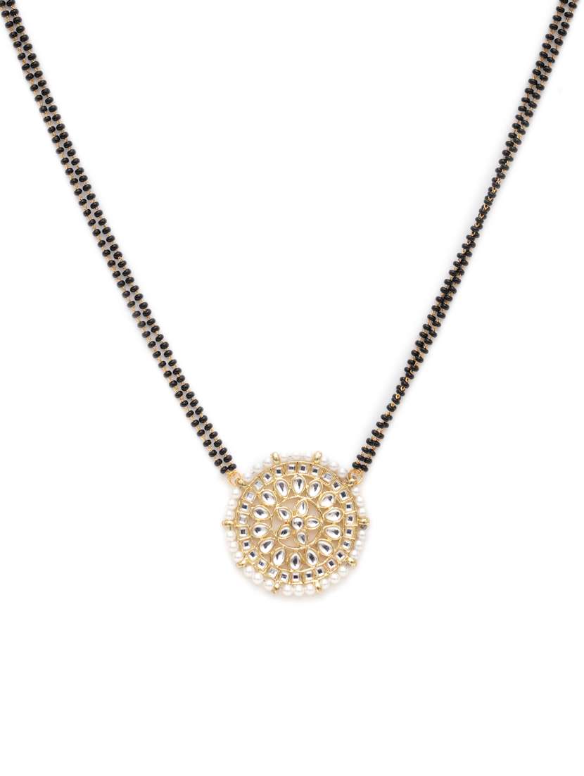 white metal necklaces - 18635959 - Standard Image - 2