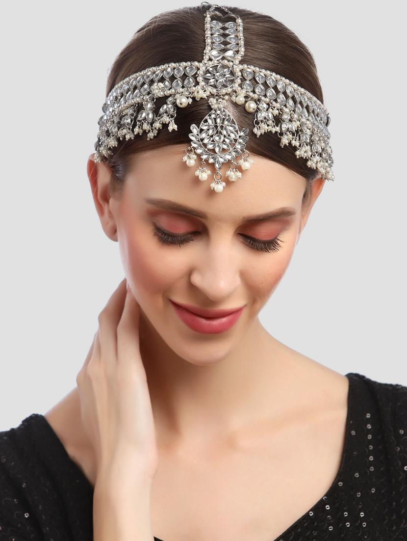 silver metal maang teekas & passa - 18636114 - Standard Image - 2