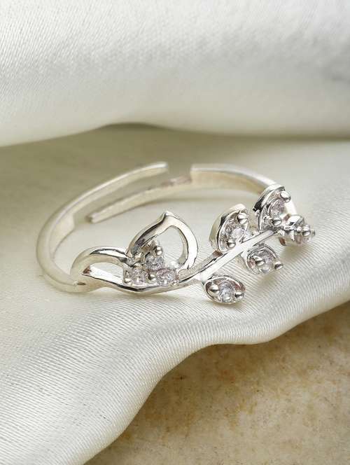 silver metal finger ring - 18636164 - Standard Image - 0