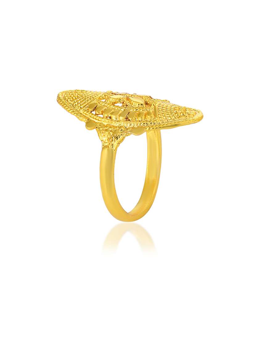 gold brass finger  ring - 18637695 -  Standard Image - 2