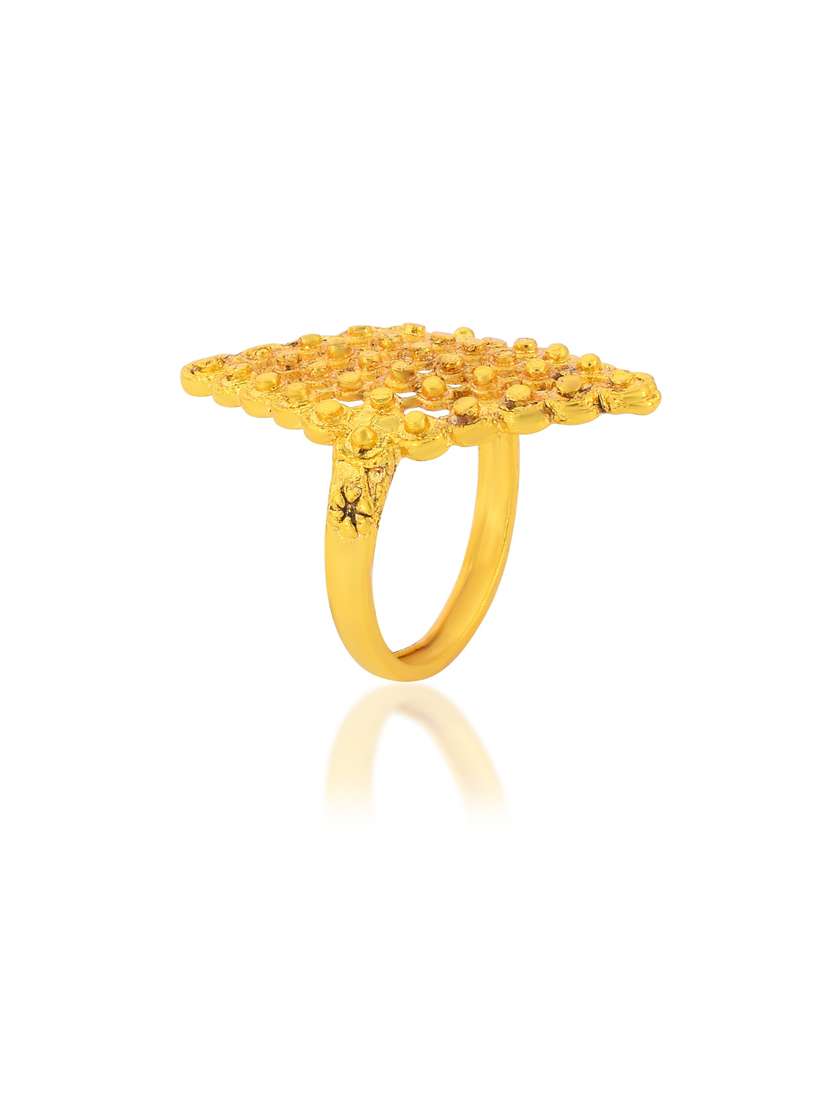 gold brass finger  ring - 18637719 -  Standard Image - 2