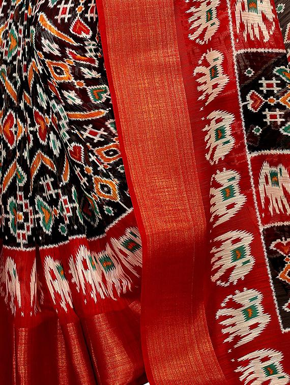 zari bordered printed saree with blouse - 18654314 - Standard Image - 2