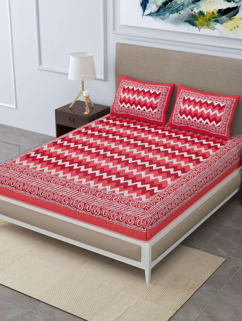 printed double bedsheet with 2 pillow cover
